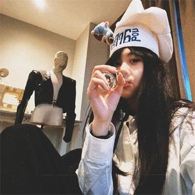 公子墨上香